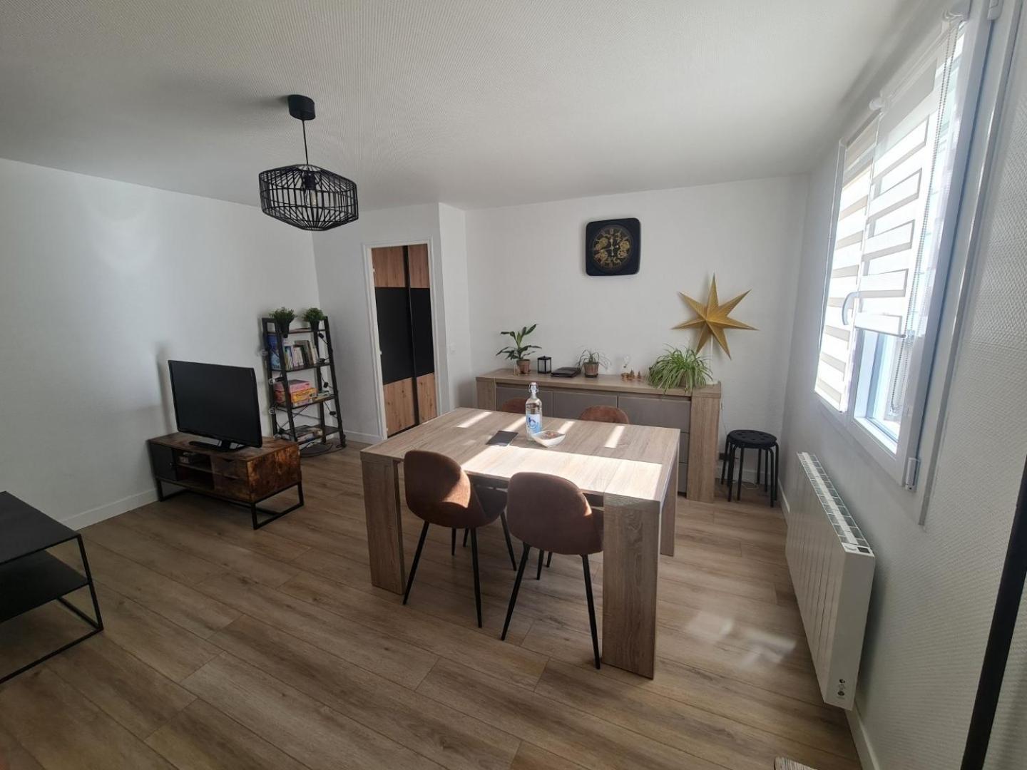 Besancon Appartement T2 Sur Cour Interieure Proximite Gare Екстер'єр фото